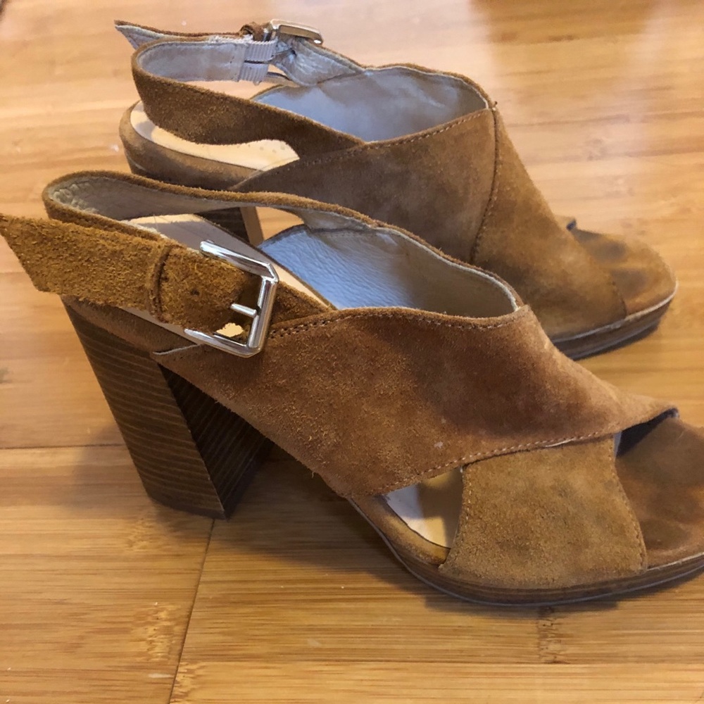 Paola ferri tan brown suede cross sandals 35